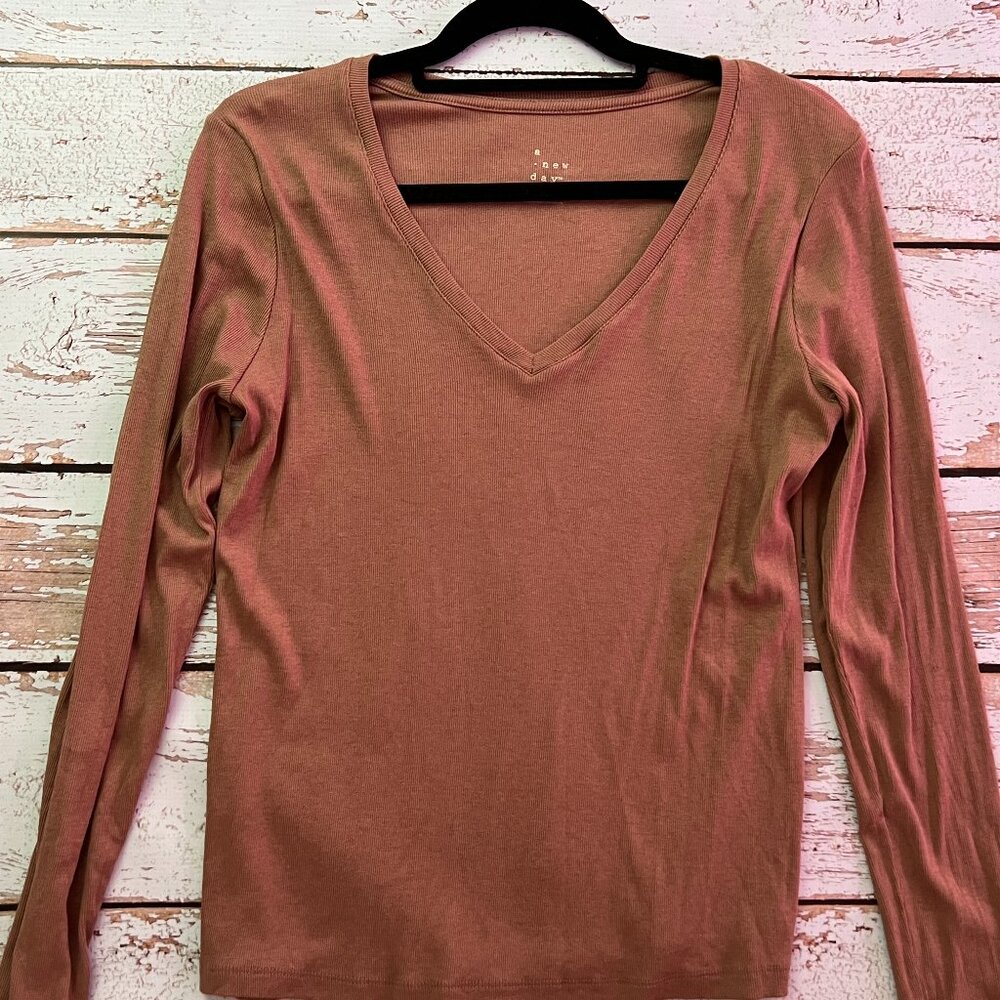 Brown Ribbed long-sleeve tee